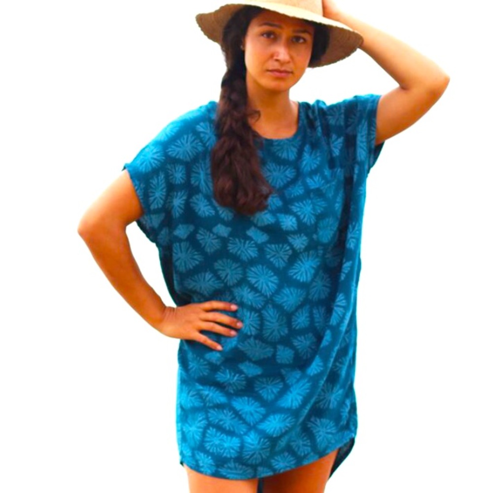 BNWOT Kealopiko lahi dress size S